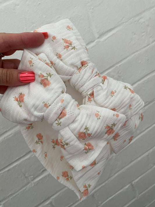 Ditsy Peach Oversized Topknot