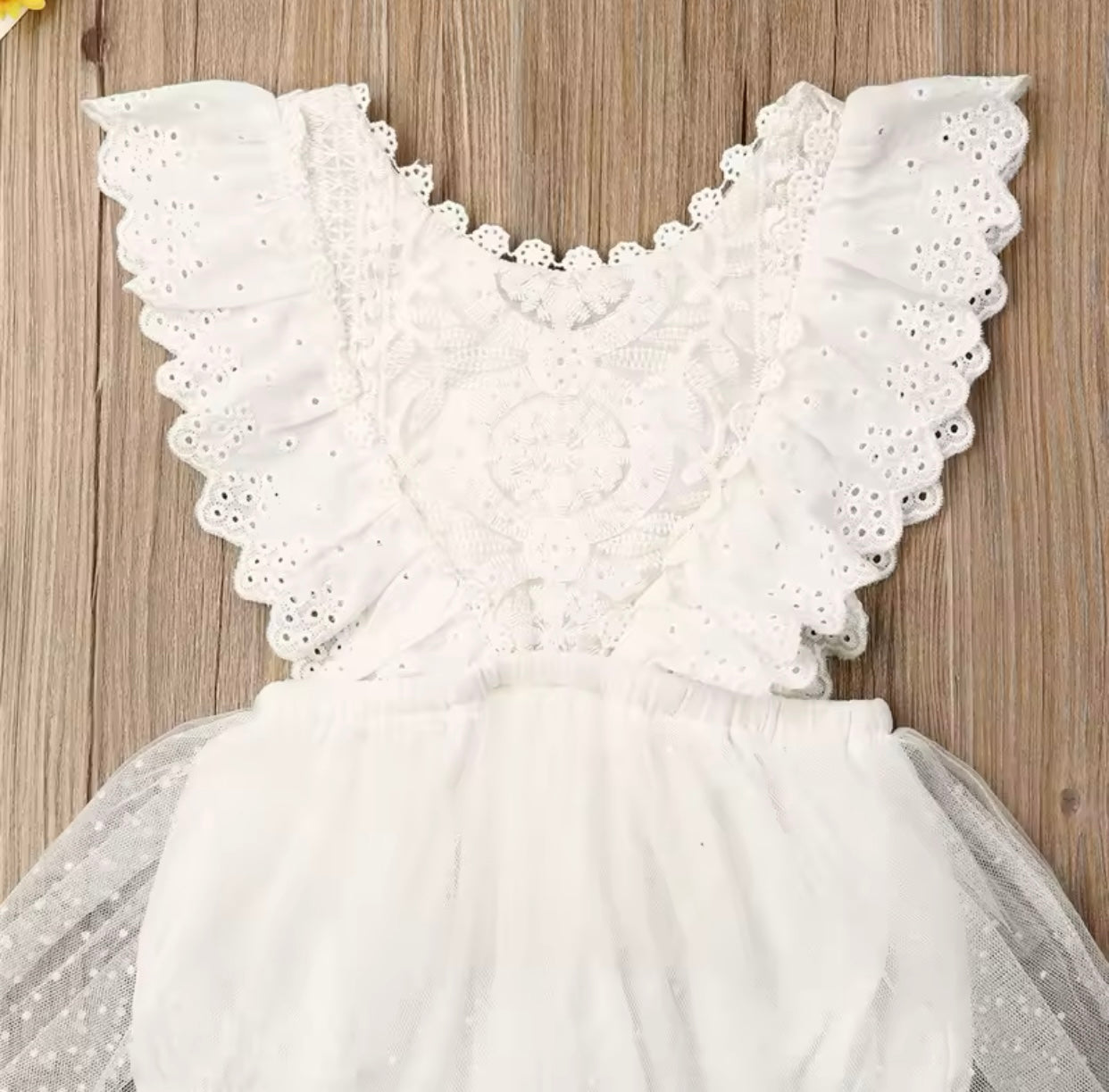 Broderie Anglais Romper