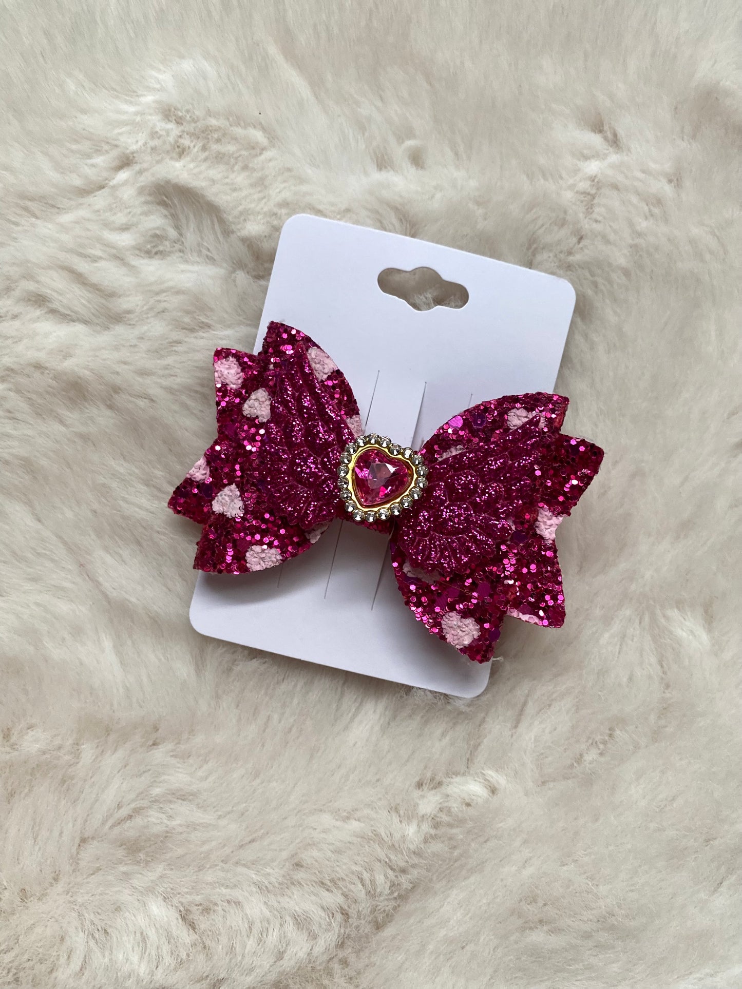 Glittering Heart Clip